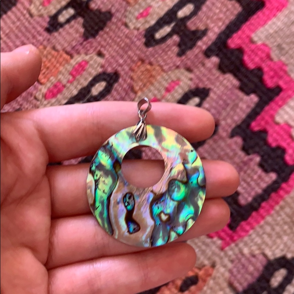 Abalone Pendant - Picture 5 of 6